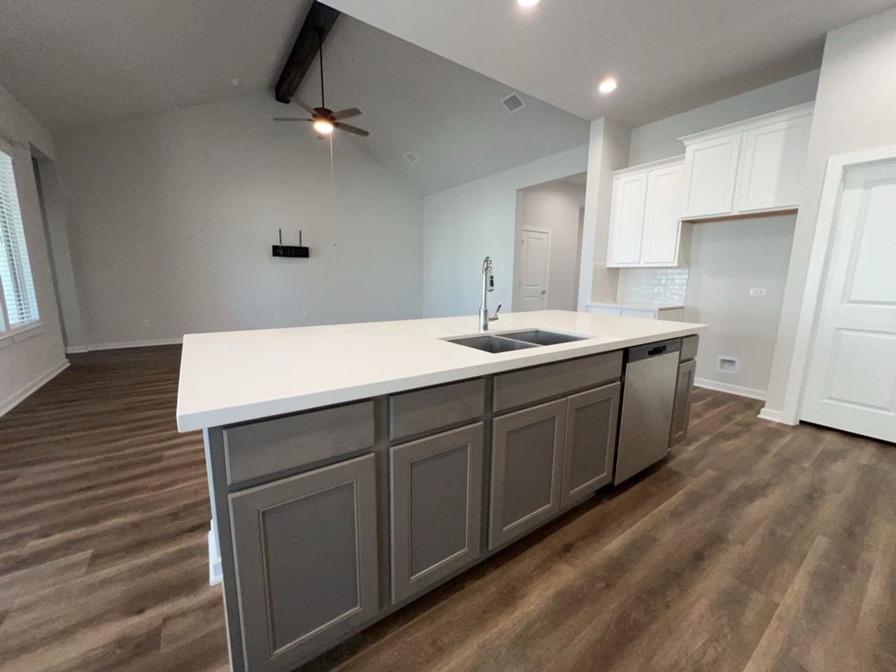 3023 Tantara Dr - Photo 5 of 25