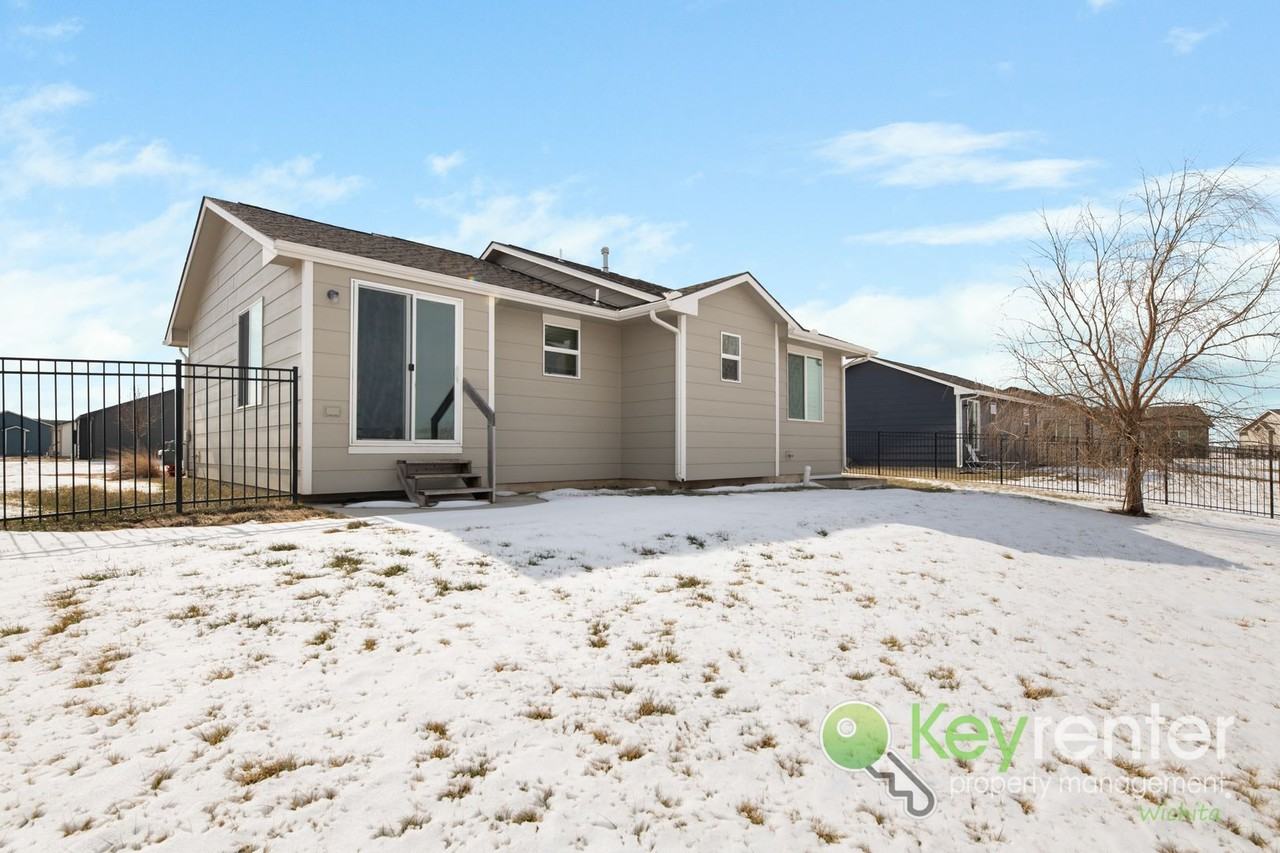 2236 W Country Lakes St - Photo 7 of 40