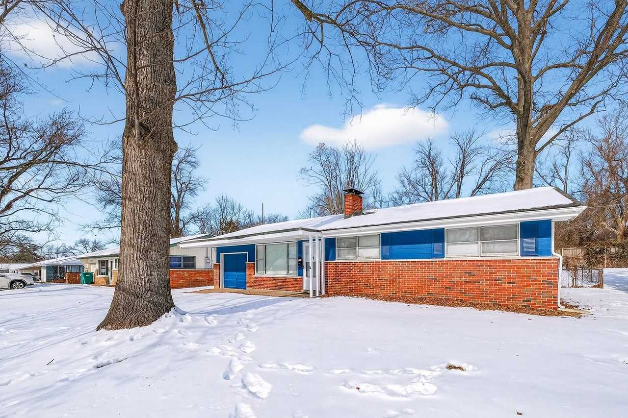 2321 Noll Dr - Photo 3 of 27