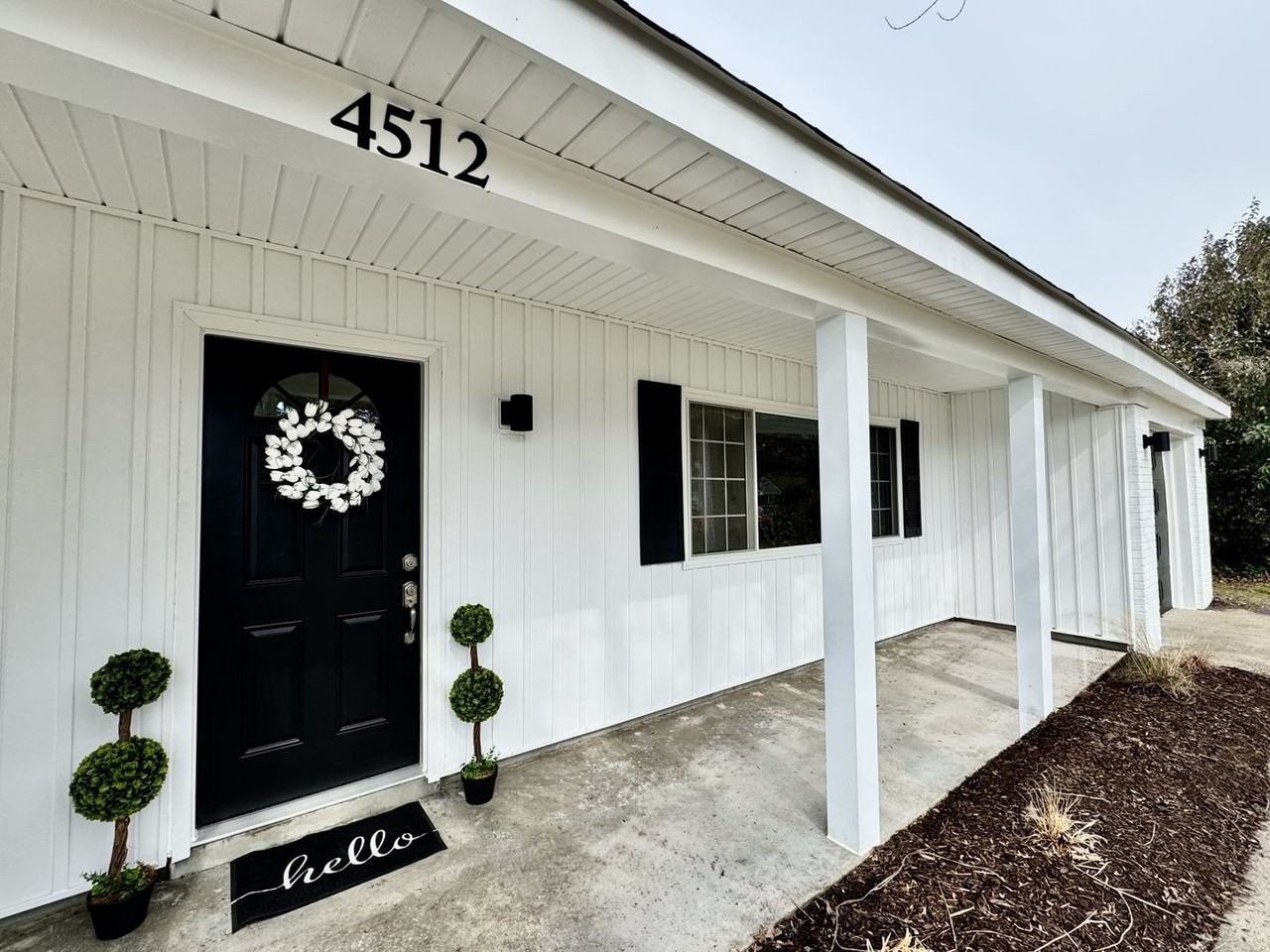 4512 Whitechapel Ct - Photo 3 of 39