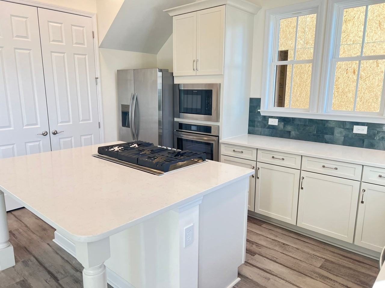 2800 Cook Cir - Photo 7 of 24