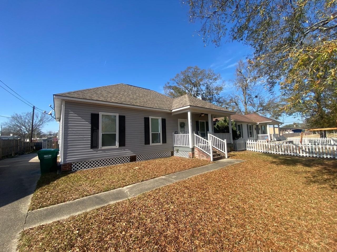 1005 Don Ave - Photo 3 of 22