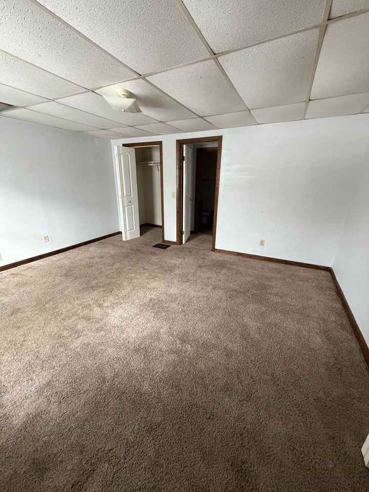 1205 E Converse Ave - Photo 6 of 9