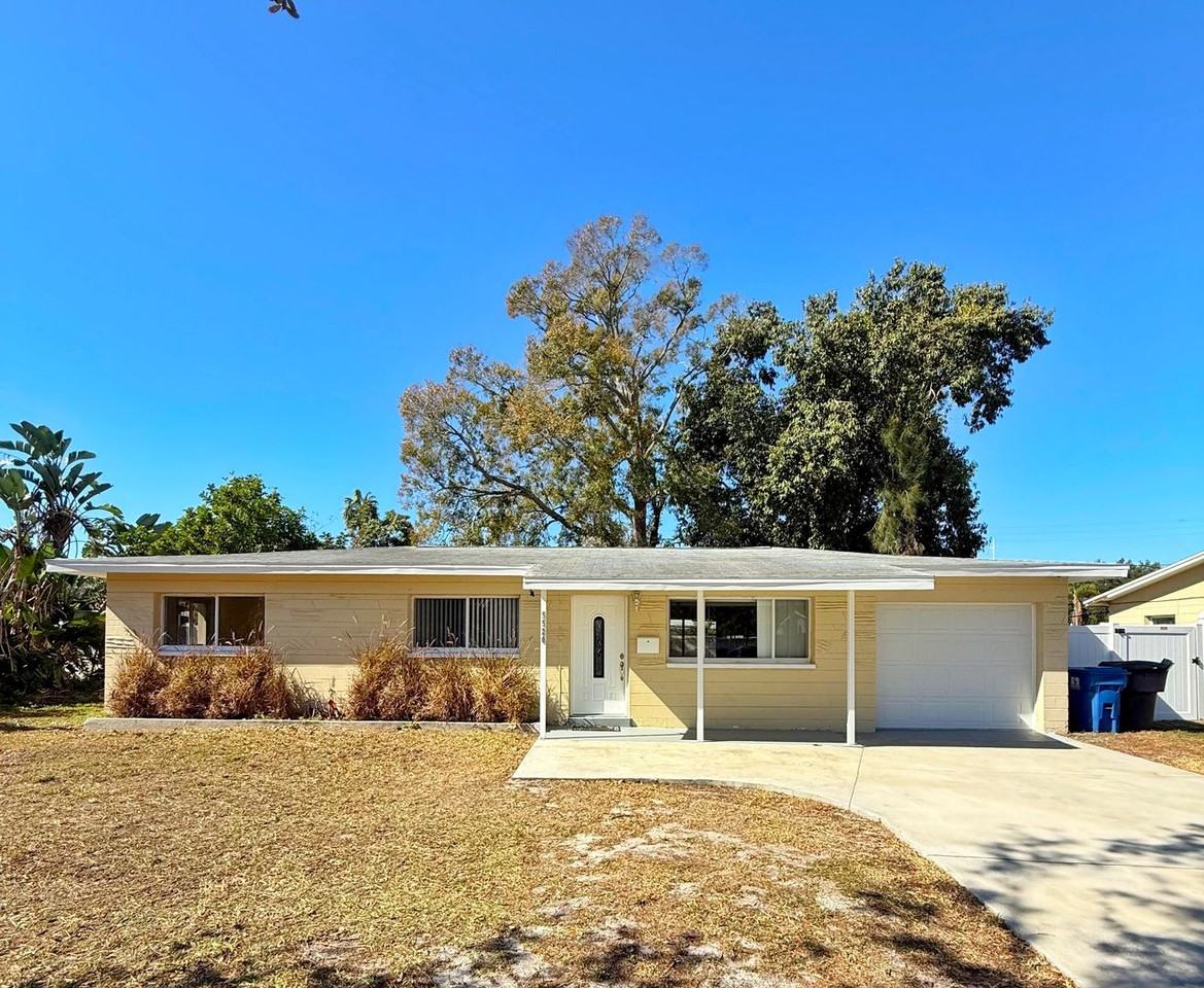 5520 Hobson St Ne - Photo 2 of 37