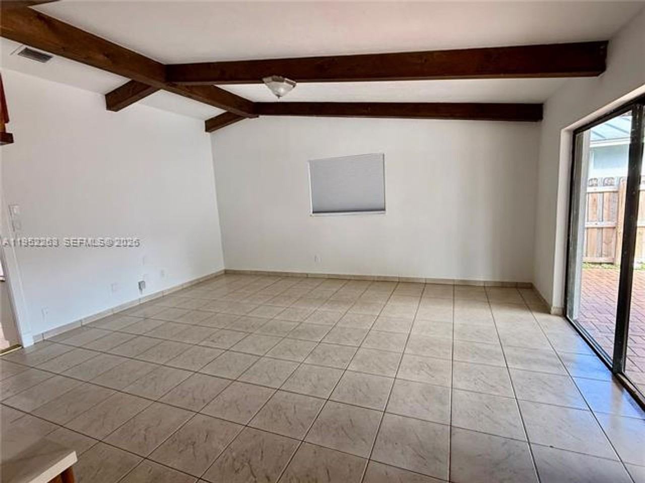 11041 Sw 140th Ave #0 - Photo 6 of 19