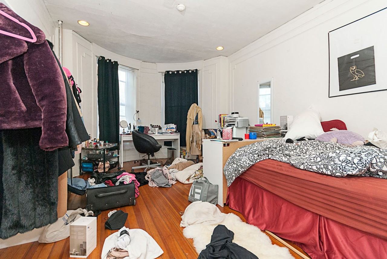 1117 Commonwealth Ave - Photo 3 of 13