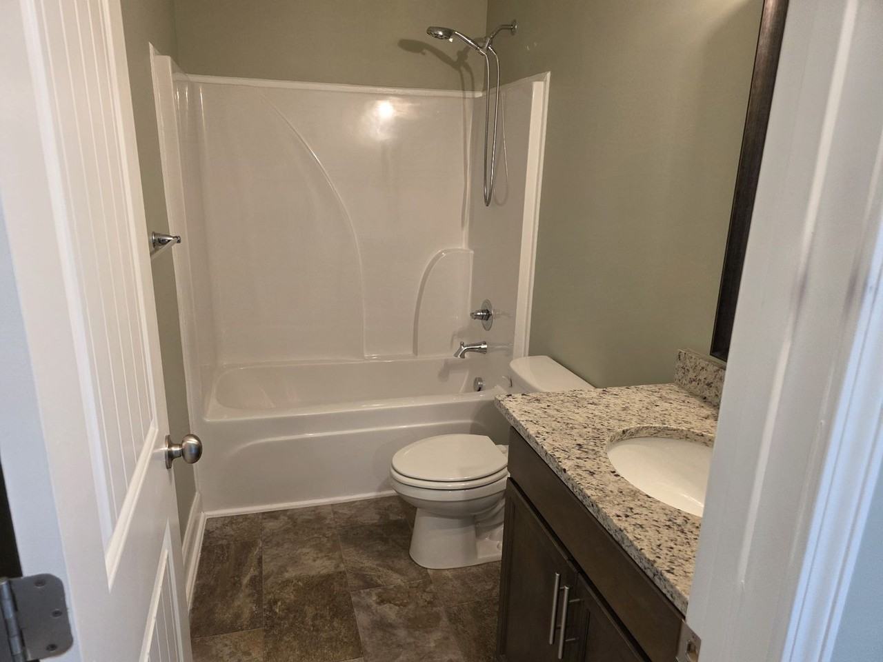 2260 Viking Ct - Photo 5 of 14