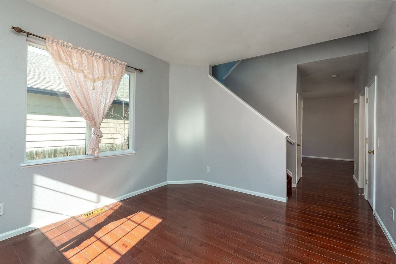 7220 Mount Higgins Hts - Photo 2 of 26