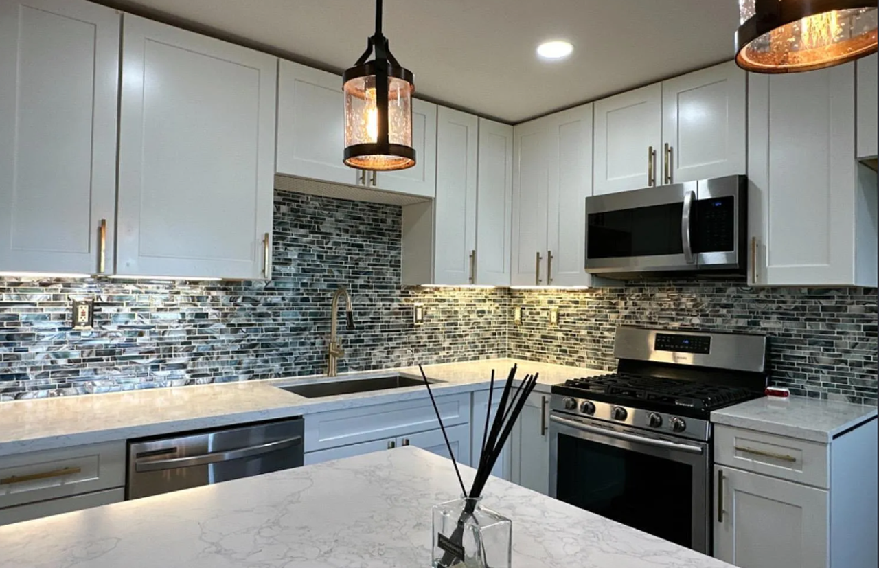 1612 Tejon St - Photo 4 of 13