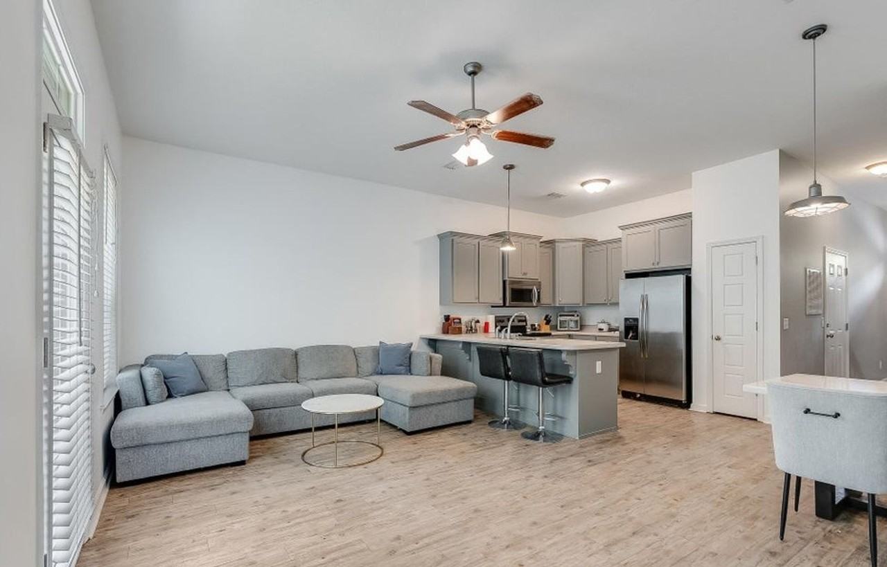 7228 Quail Hollow Dr - Photo 4 of 18