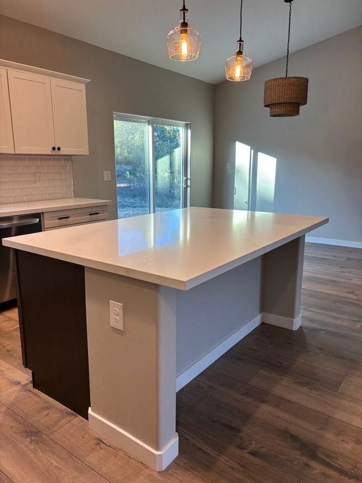 397 W Delano Ave - Photo 4 of 21