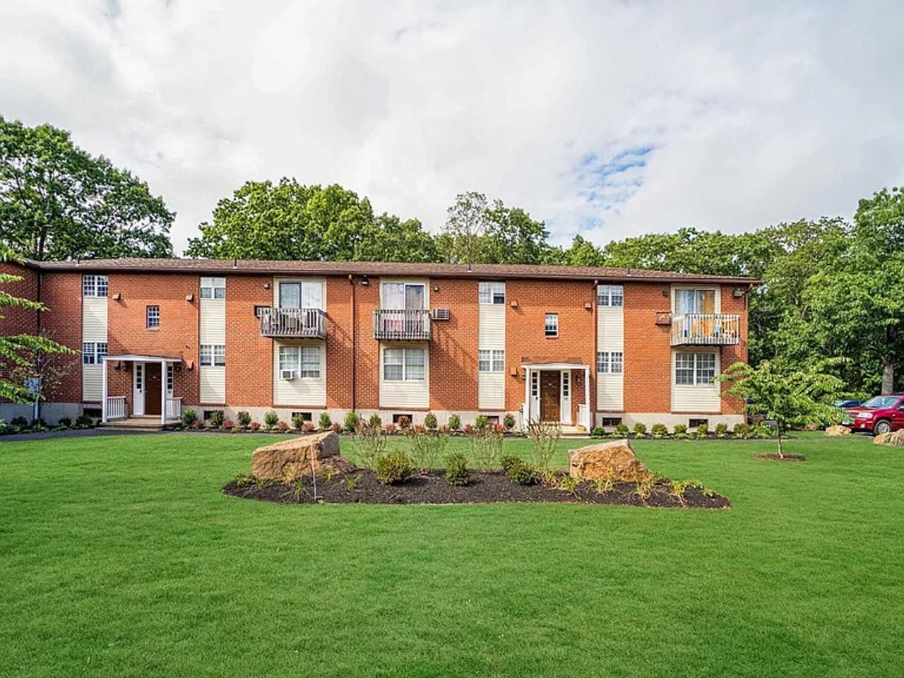 164 Coe Ave - Photo 7 of 7