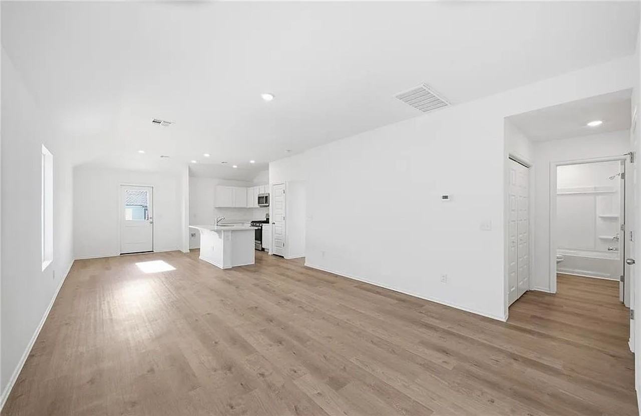 12036 12036 SW 36th St - Photo 5 of 22