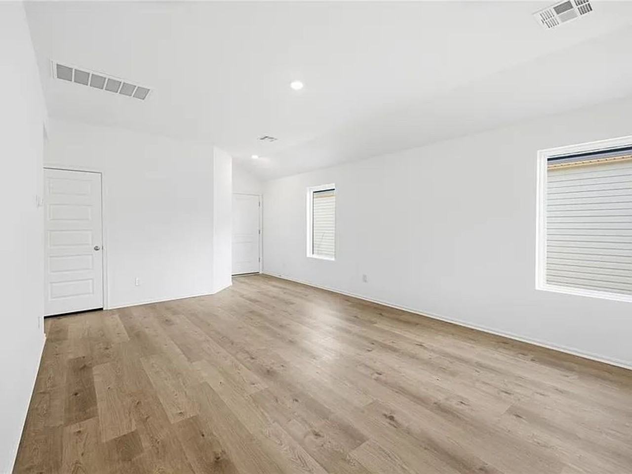 12036 12036 SW 36th St - Photo 6 of 22