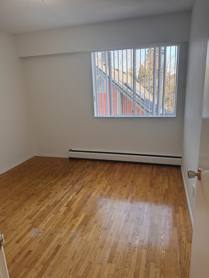 2225 West 8th Avenue #316 - Photo 3 of 5