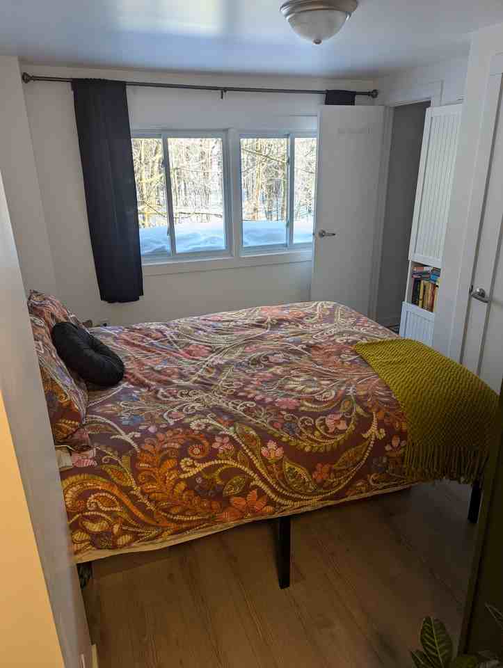 37 Scott Crescent #2 - Photo 5 of 6