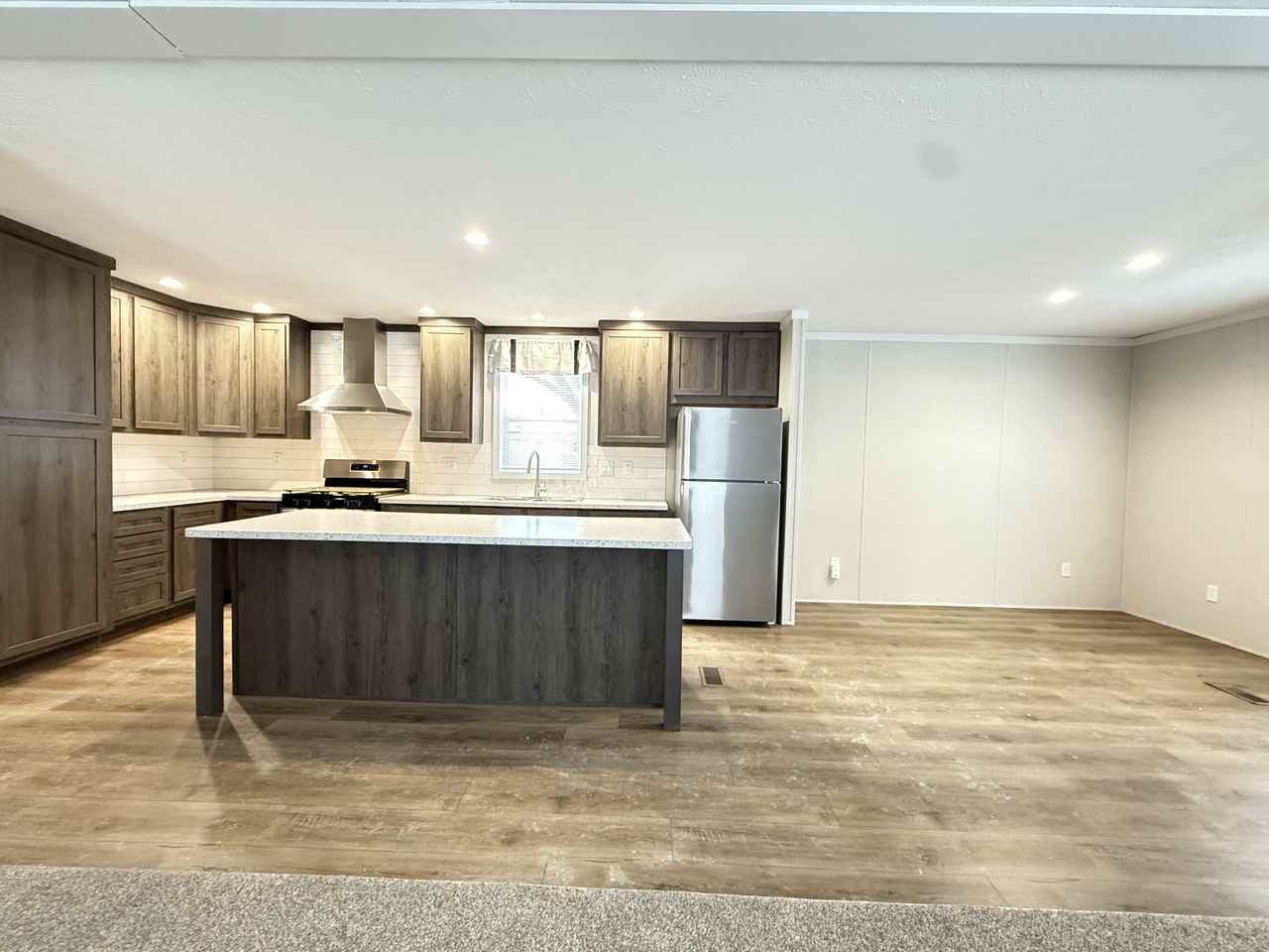 29909 Flushing Dr #71 - Photo 5 of 26