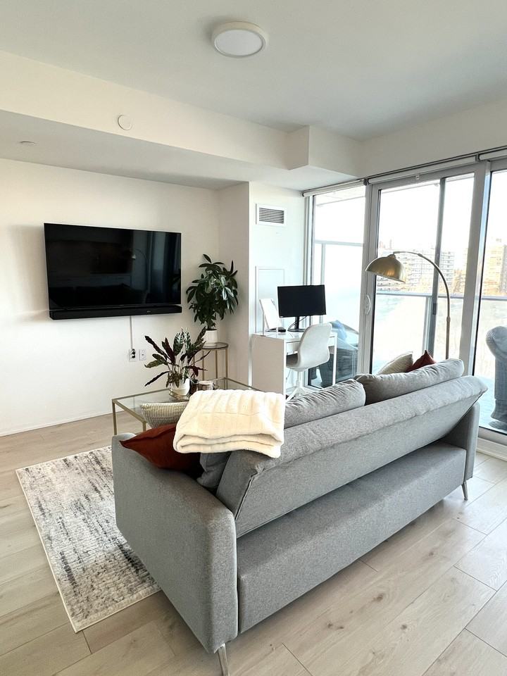 99 Foxbar Road - Photo 6 of 20