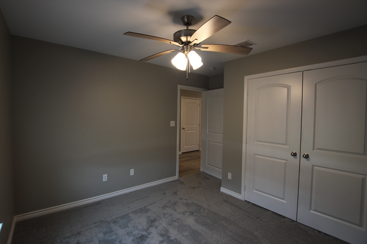 6023 Villa Rosa Way - Photo 5 of 20