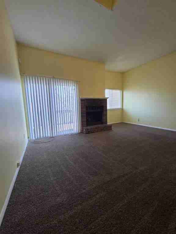 46 Sandalwood Cir - Photo 3 of 13