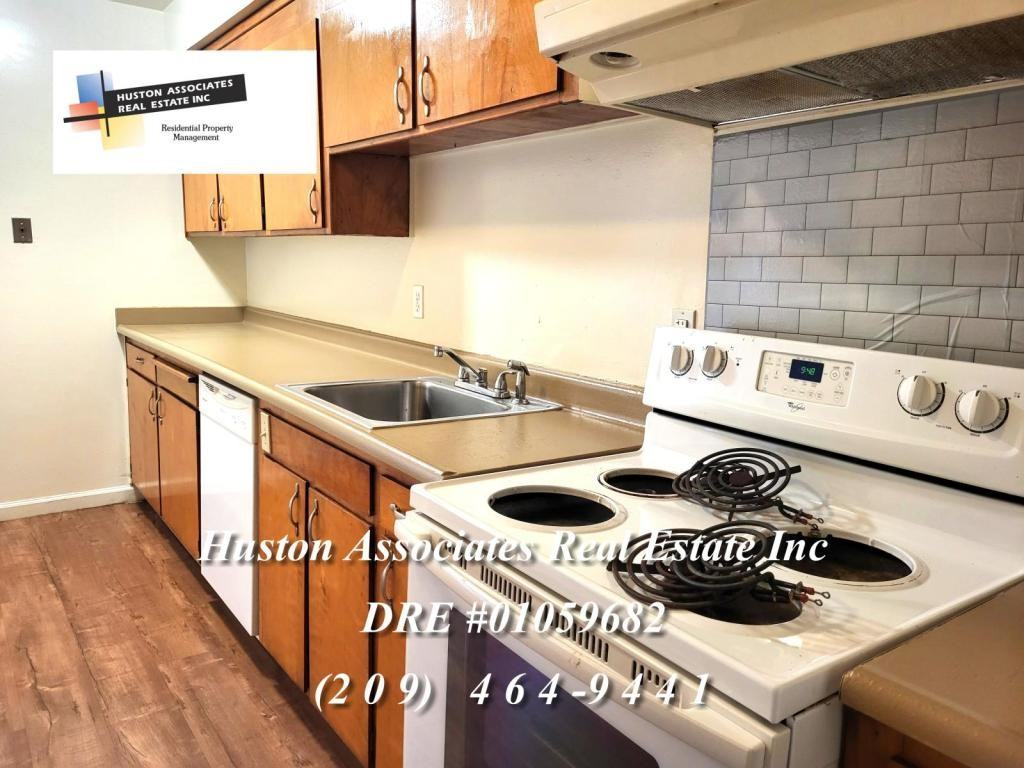 6713 N El Dorado St - Photo 3 of 7