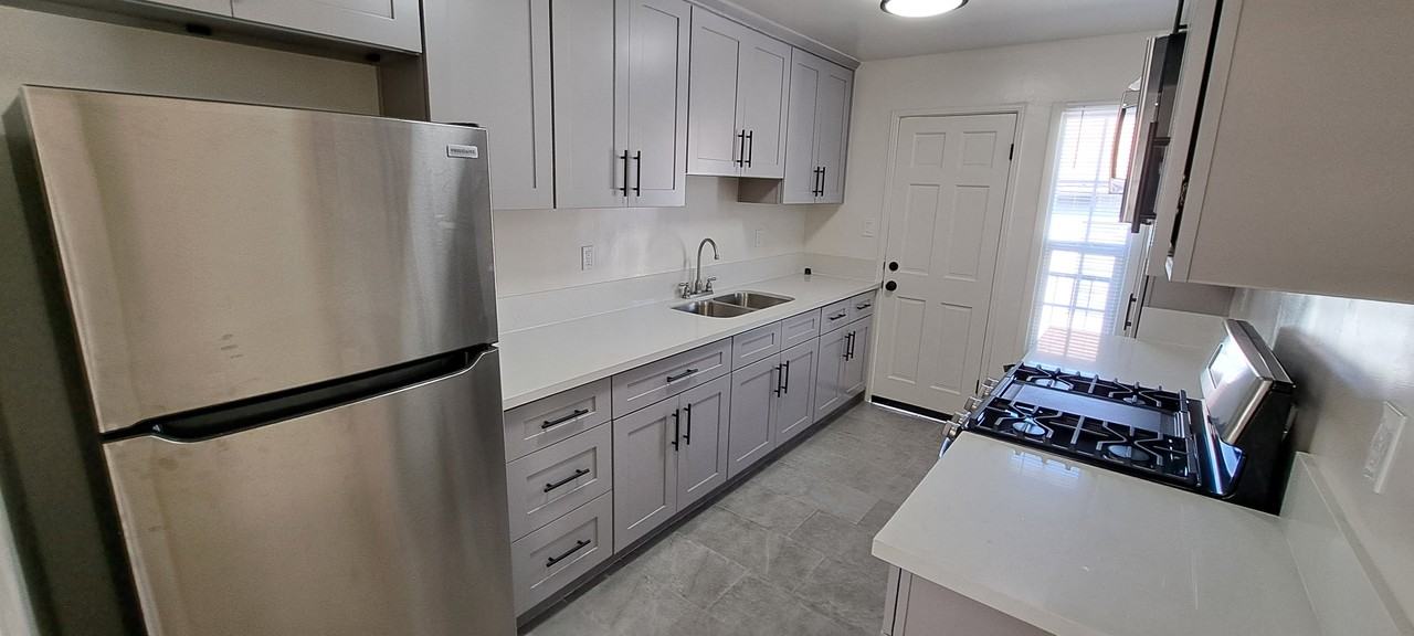 4167 Somerset Drive #6 - Photo 4 of 12