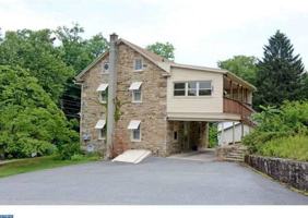 featured image of 332 N Galen Hall Rd 2nd Fl