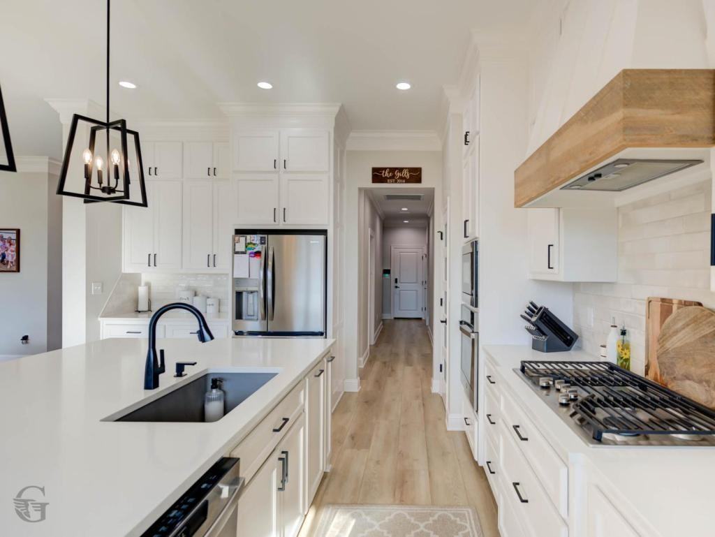 302 Elbow Slough - Photo 7 of 19