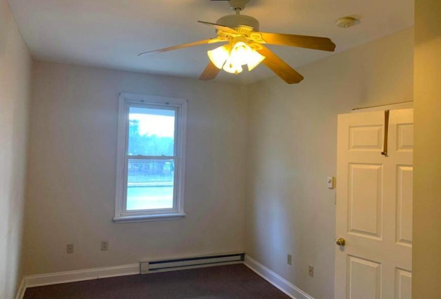 333 Madison St - Photo 4 of 11