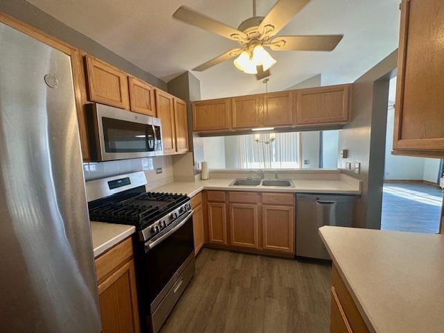 1872 Middlebury Dr - Photo 3 of 17