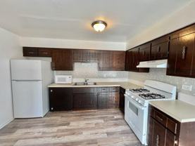 10602 S Oak Tree Dr - Photo 1 of 1