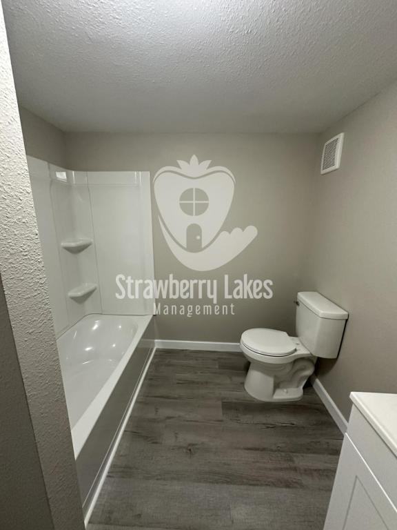 4210 Leonard St - Photo 6 of 14