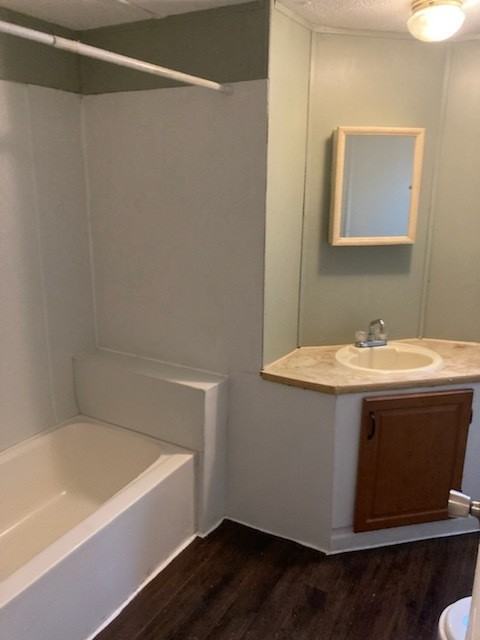 35 K And M Way - Photo 2 of 9