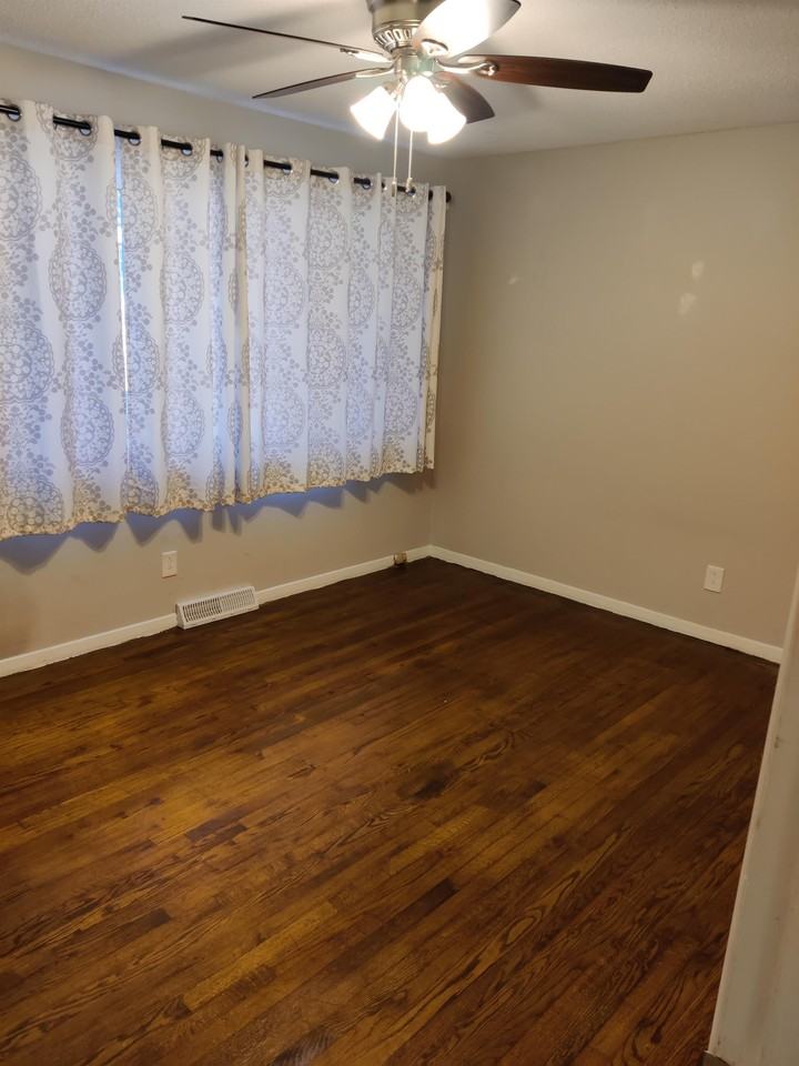 3108 Erskine Dr #1 - Photo 2 of 8