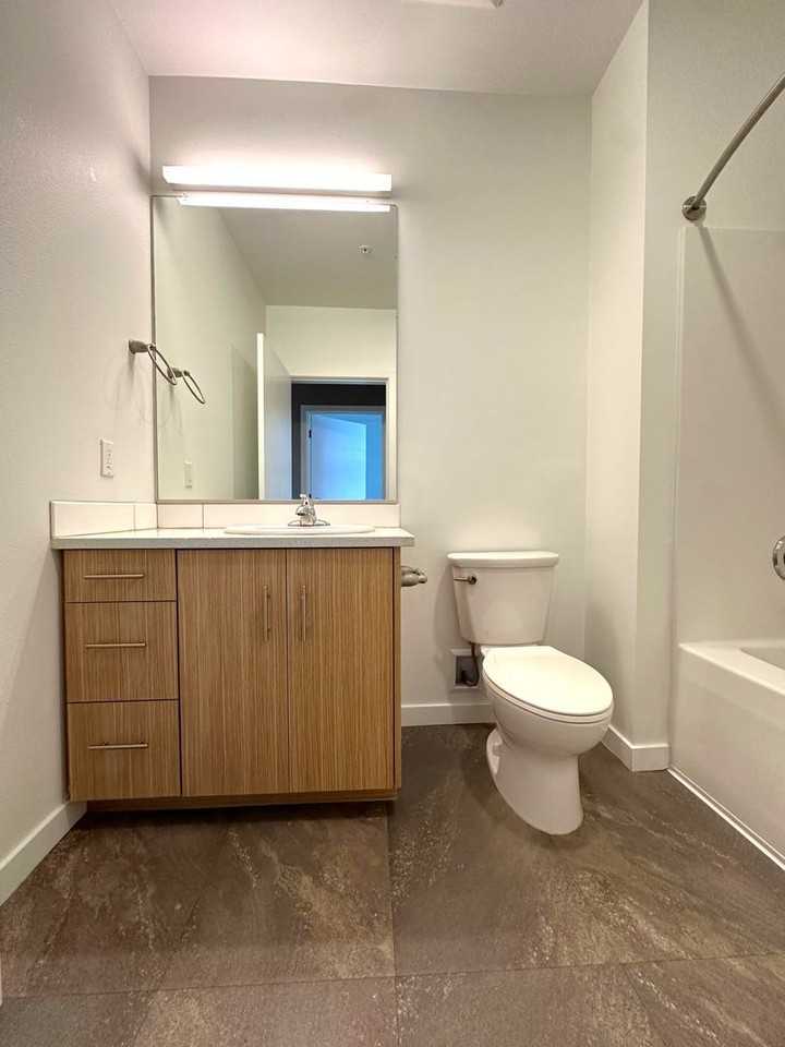 Overlook Park Apartments - Photo 5 of 8