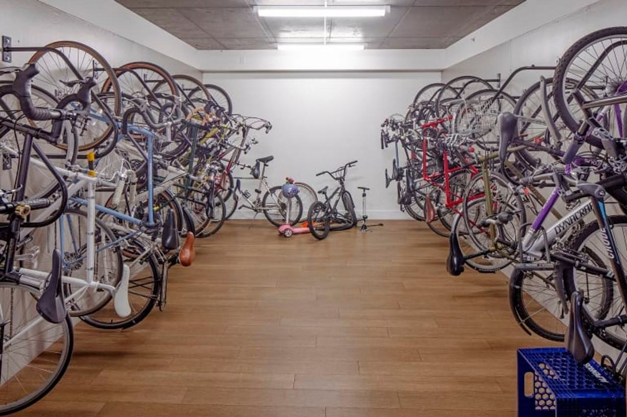 Overlook Park Apartments - Photo 7 of 8