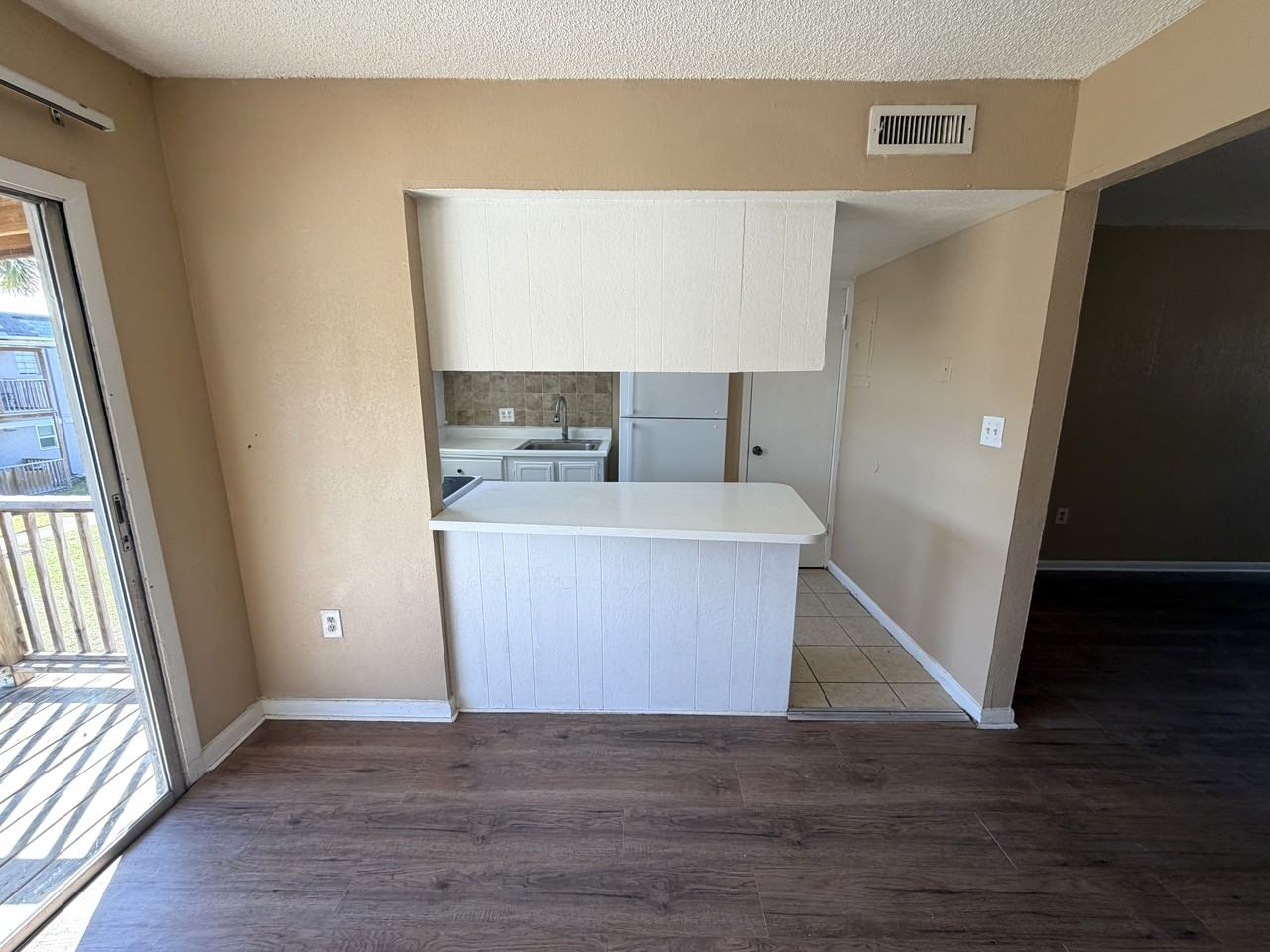 2785 L B Mcleod Rd #1 - Photo 2 of 18