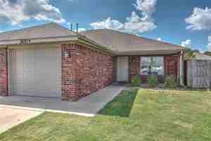 featured image of 3004 S B St #3004