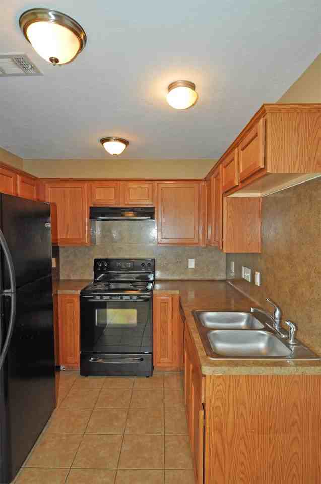 21477 W Wallis Dr Unit A #A - Photo 3 of 13