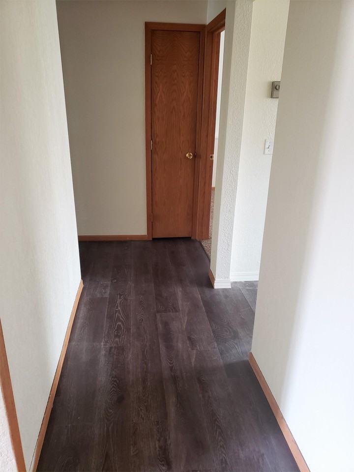 920 E 26th St #2 - Photo 4 of 8