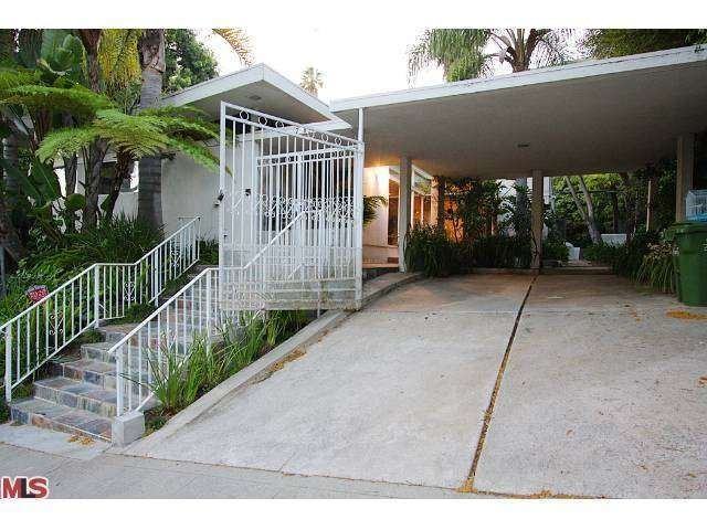 2283 San Ysidro Dr - Photo 3 of 26