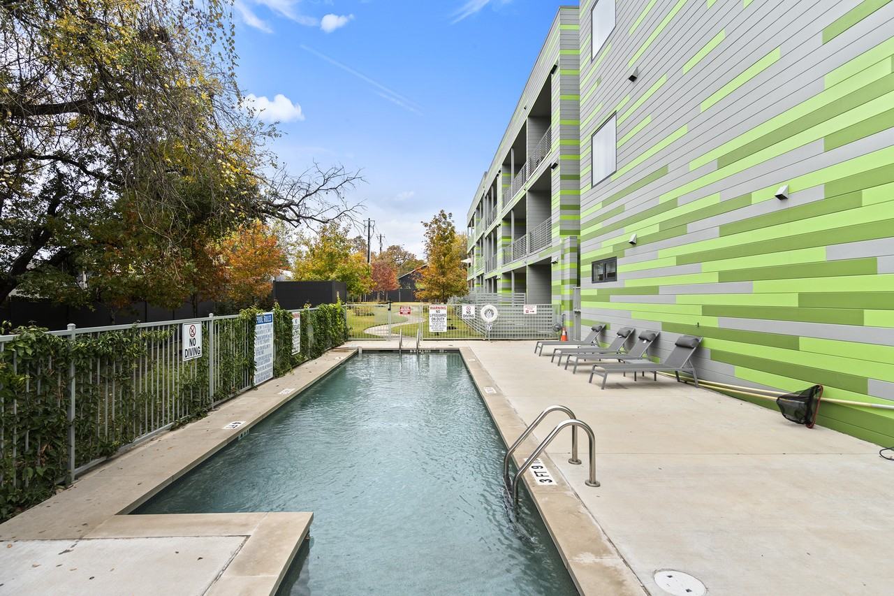 4004 Banister Ln #310