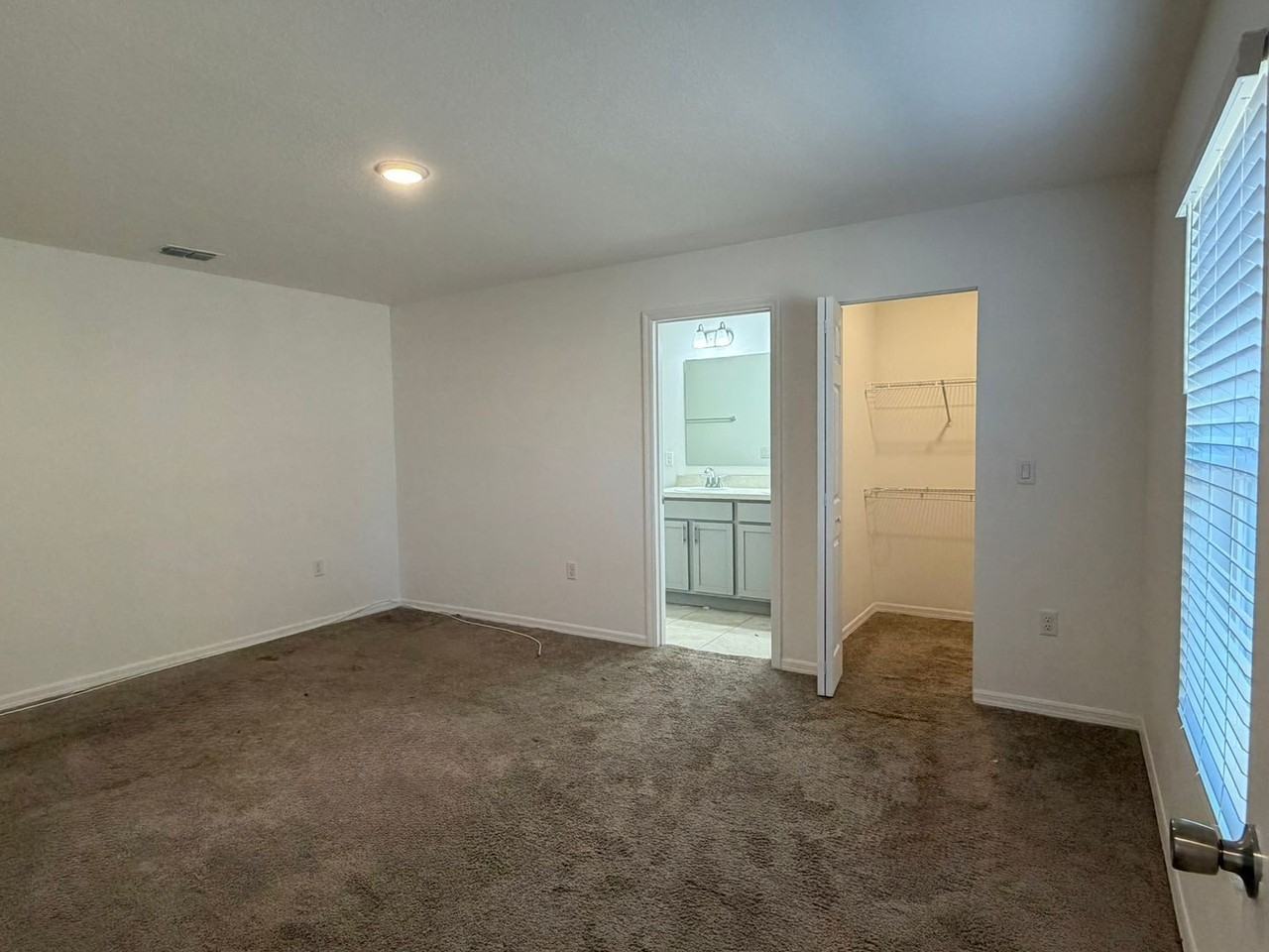 225 Dogfish Ln - Photo 6 of 10