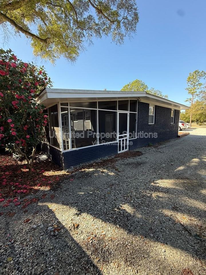 312 Wood Dale Dr #B - Photo 4 of 26