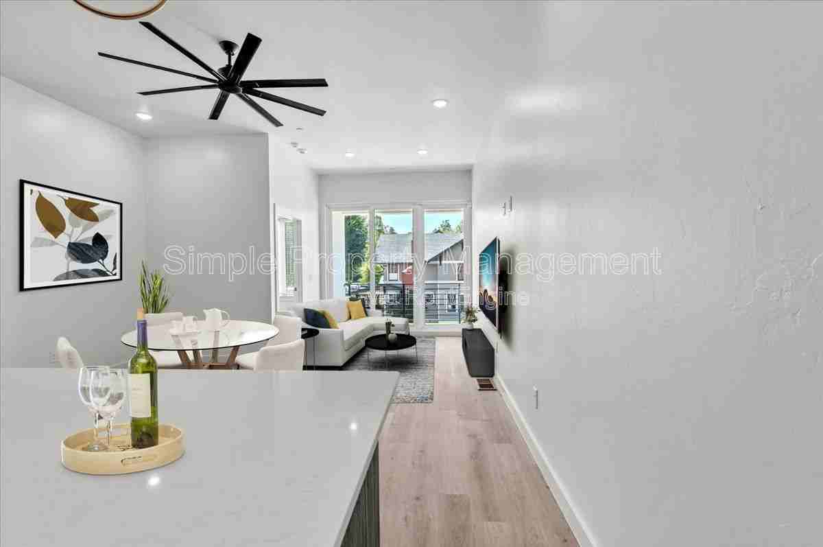 1625 Nw 16th St #2 - Photo 5 of 20