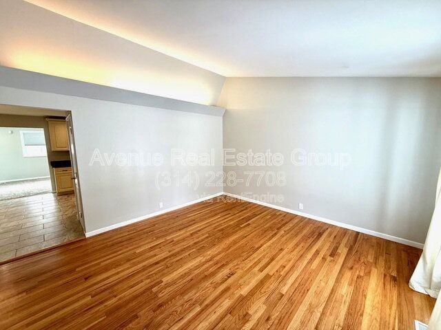 12 Queensbrook Pl - Photo 2 of 14