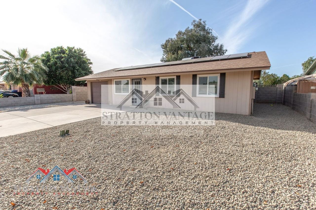 1314 S 78th St - Photo 2 of 42