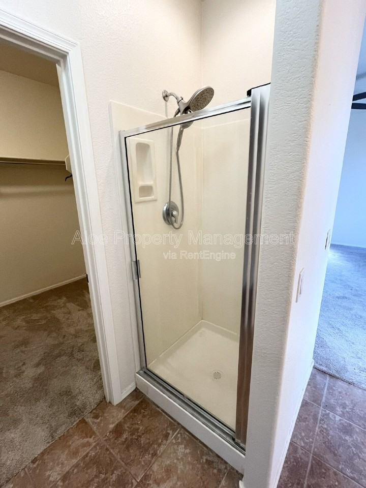 36414 W Barcelona Ln - Photo 7 of 12