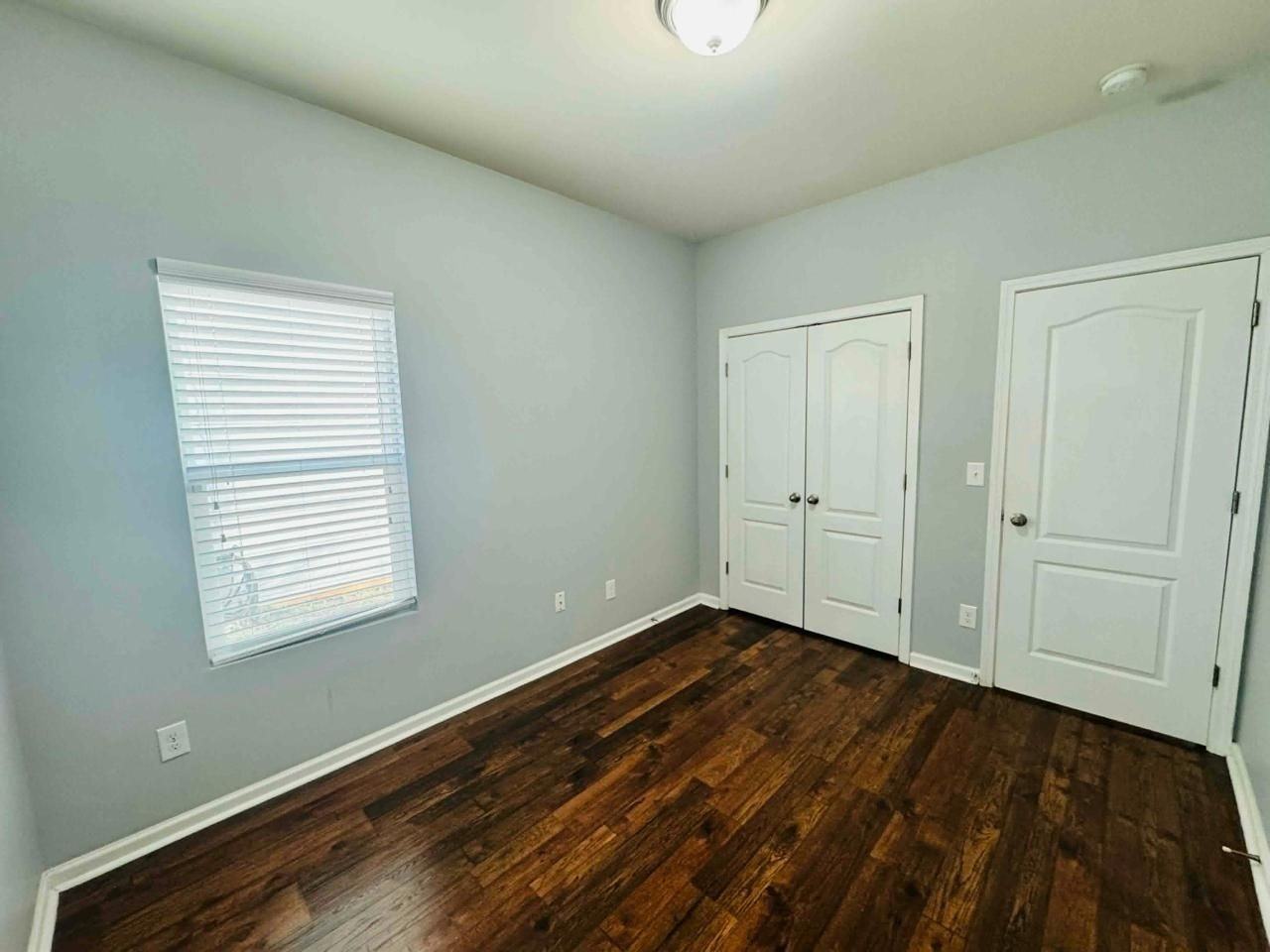 1136 Doby Springs Dr - Photo 5 of 9