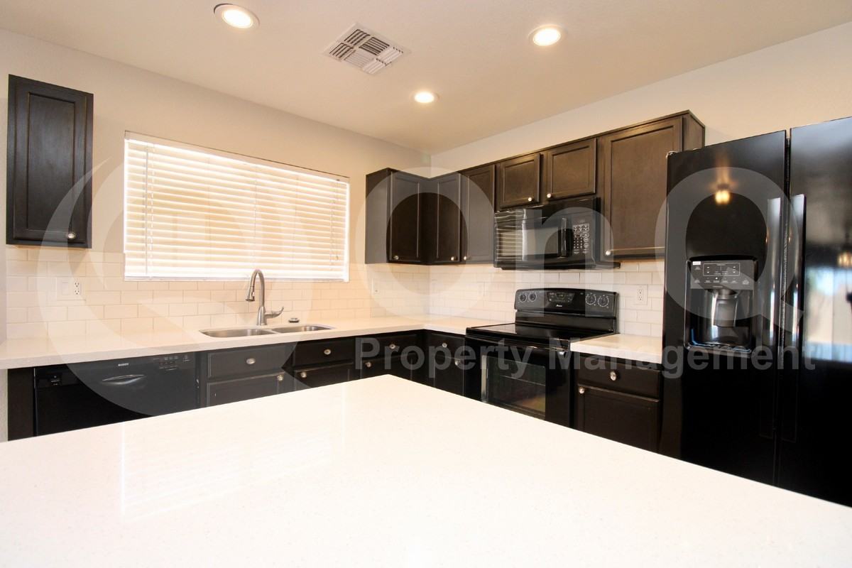 11260 E Quarry Ave - Photo 3 of 21